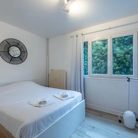 The Little Park アパート *