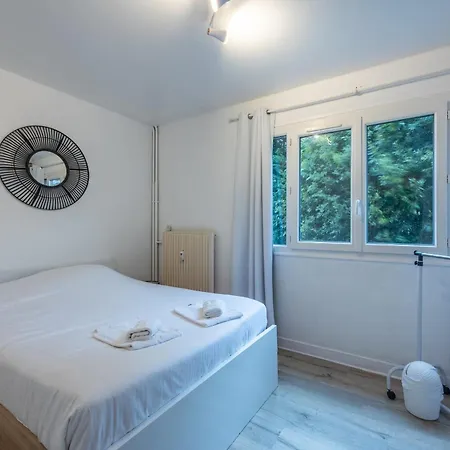 The Little Park アパート バイユー